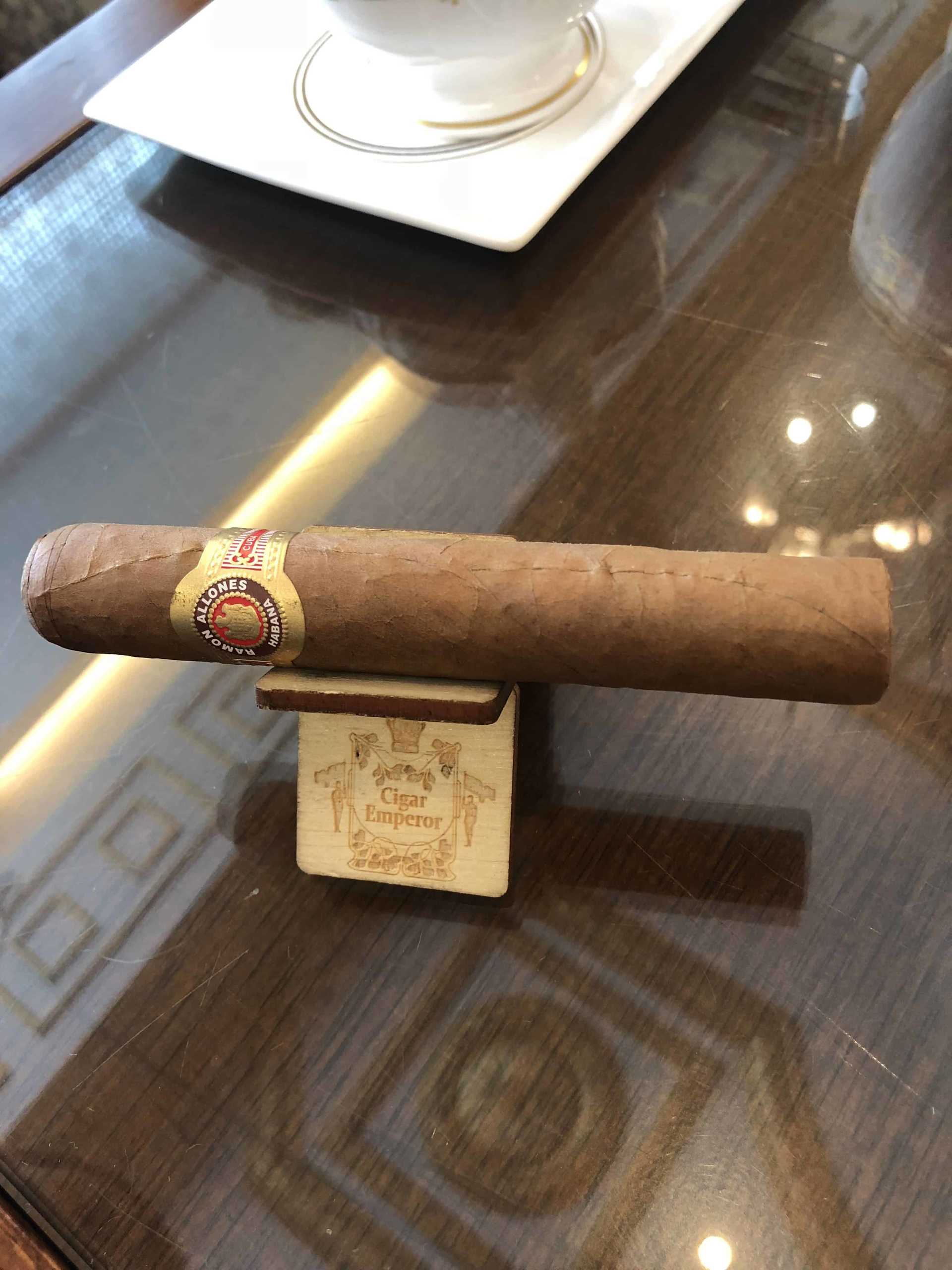 Ramon Allones Robusto
